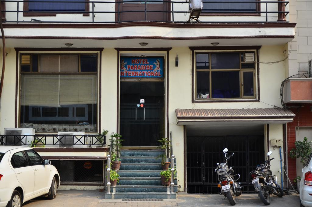 Airport Hotel Paradise International New Delhi Exterior photo